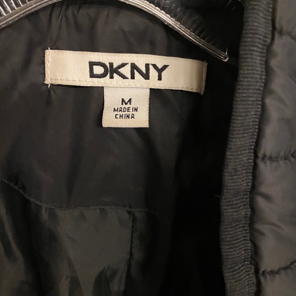 DKNY Black Puffer! size M! - Picture 4 of 4
